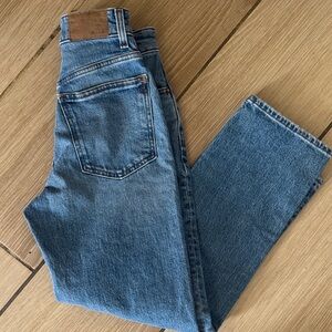 Madewell High-Rise Straight-Leg Jeans in Mid Blue 90’s curvy